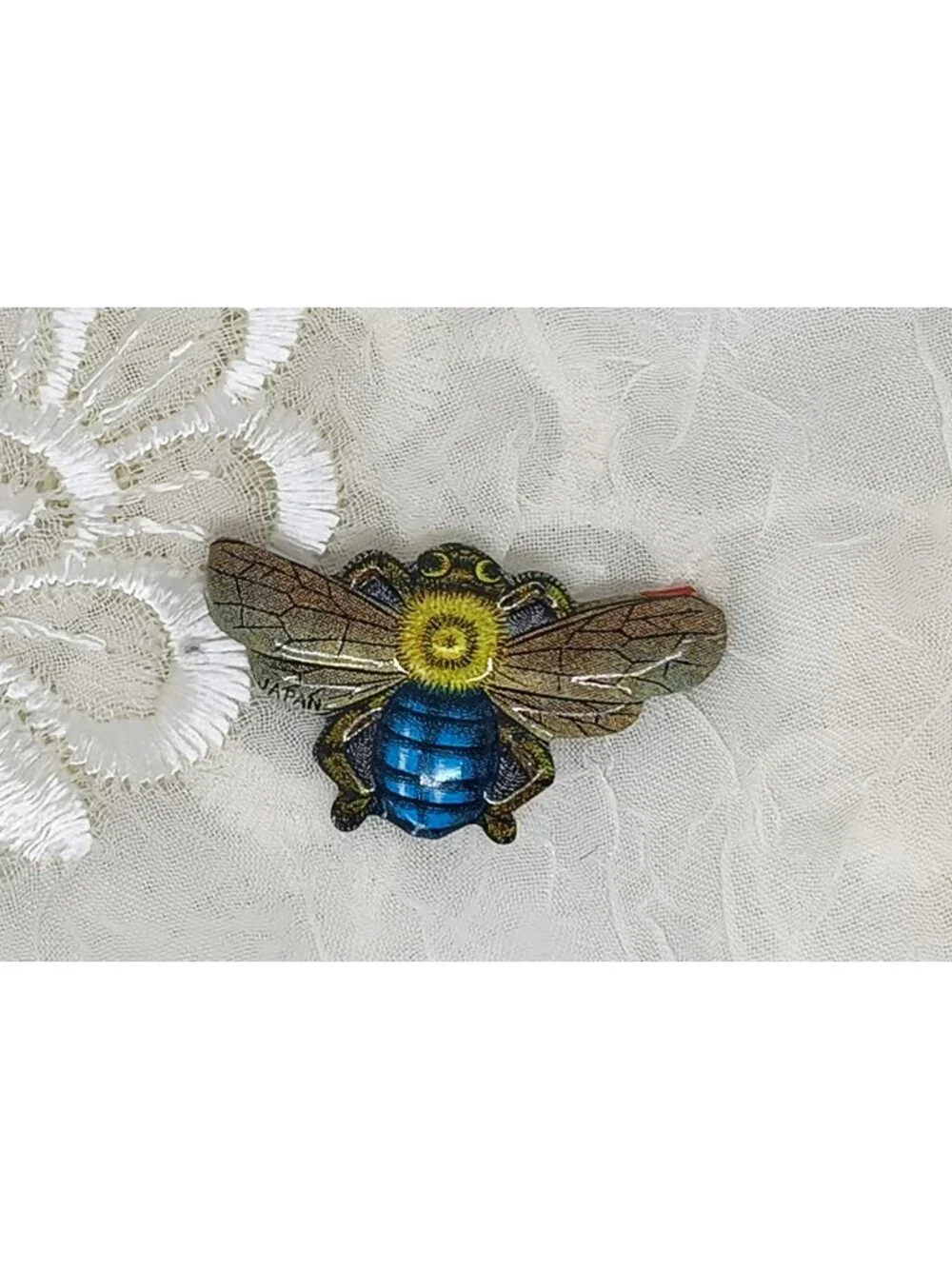 1950s Carnival Prizes Tin Litho Toy Badge Pin Bee Japan